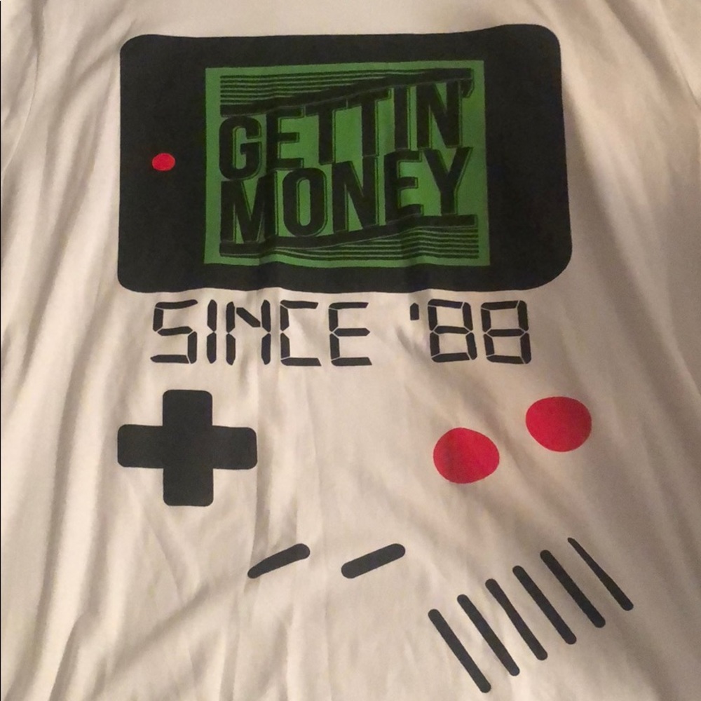 Retro graphics tee